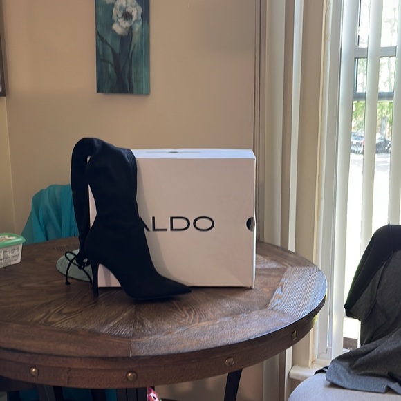 High legs boots 👢 - Picture 2 of 7